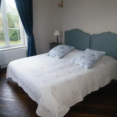 Frühstückspension D'hotes Chateau De Damigny
