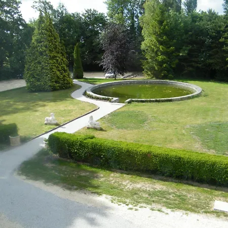 D'hotes Chateau De Damigny Saint-Martin-des-Entrées