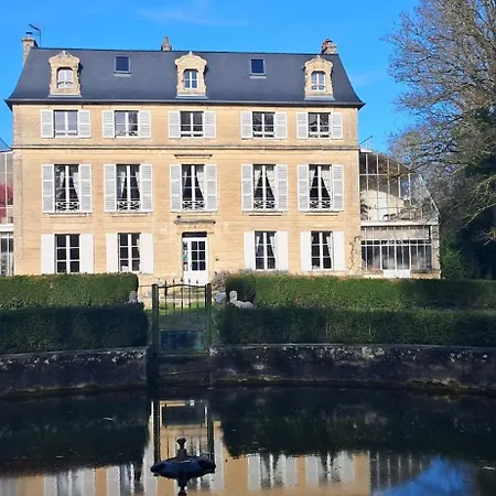 达米尼城堡住宿加早餐旅馆 住宿加早餐酒店 Saint-Martin-des-Entrées