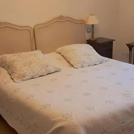 D'hotes Chateau De Damigny 3*