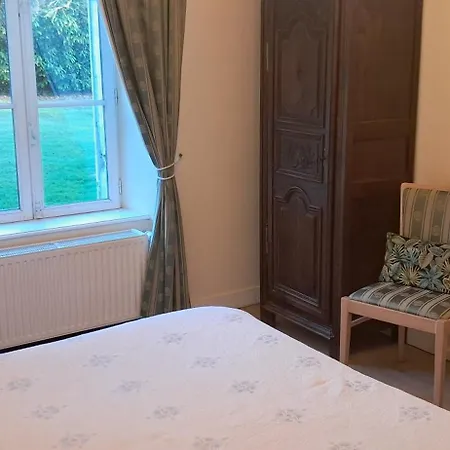 D'hotes Chateau De Damigny Saint-Martin-des-Entrees