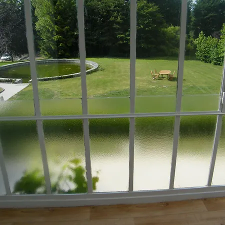 D'hotes Chateau De Damigny Bed & Breakfast Saint-Martin-des-Entrées