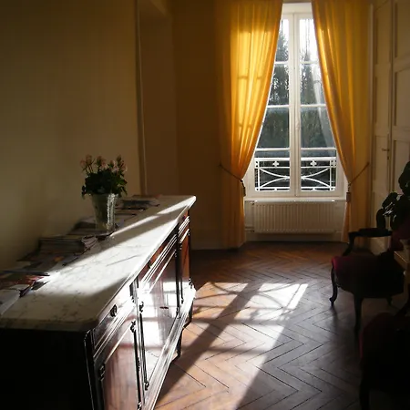 Bed & Breakfast D'hotes Chateau De Damigny Saint-Martin-des-Entrees