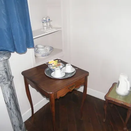 Frühstückspension D'hotes Chateau De Damigny 3*