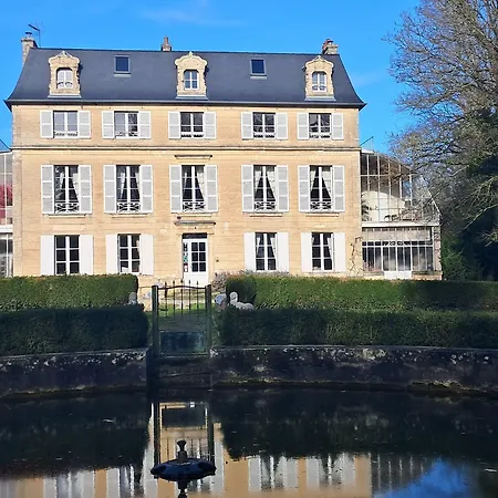 Frühstückspension D'hotes Chateau De Damigny 3*