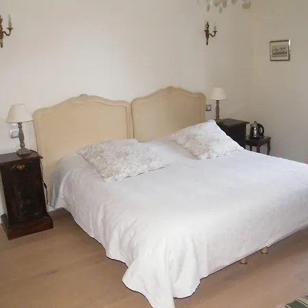 Frühstückspension D'hotes Chateau De Damigny 3*