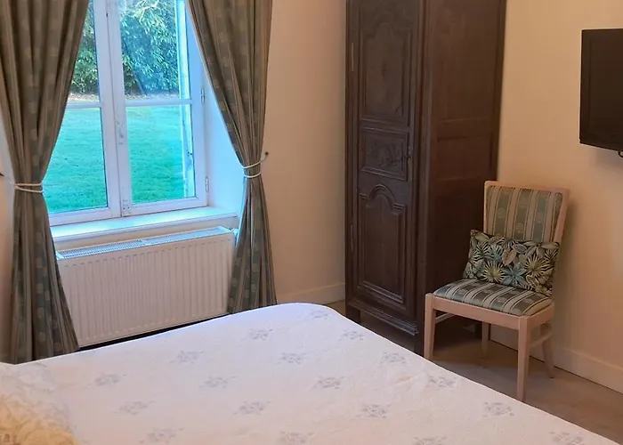 D'hotes Chateau De Damigny Saint-Martin-des-Entrées