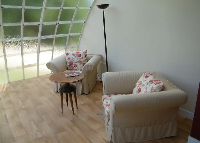 D'hotes Chateau De Damigny Saint-Martin-des-Entrées