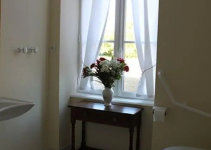 D'hotes Chateau De Damigny Saint-Martin-des-Entrées